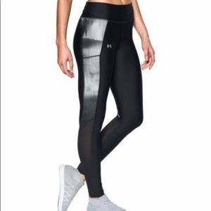 NWT UA Fly By Printed Run Compression Leggings XS